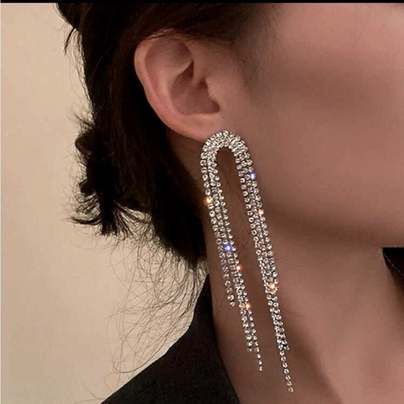 Zara Jewelry - Last pair! 🆕 ZARA rhinestone glam drop stud back long tassel earrings